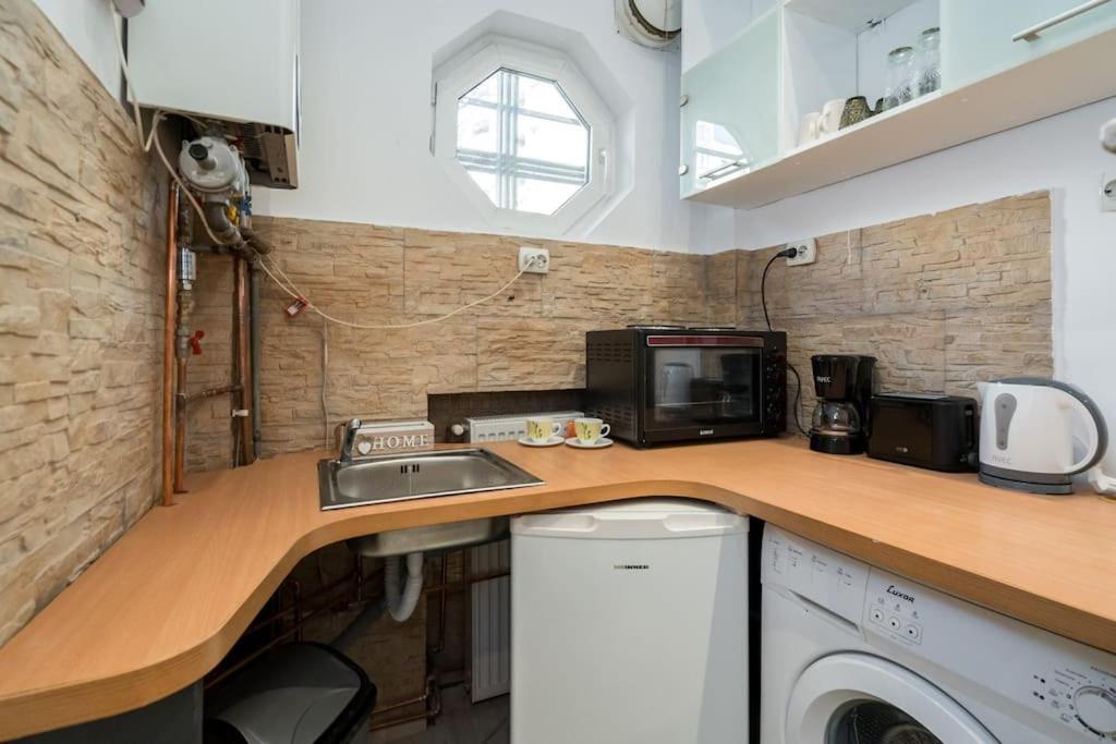 Galaxy Studio Near Bucharest Old Town Zewnętrze zdjęcie